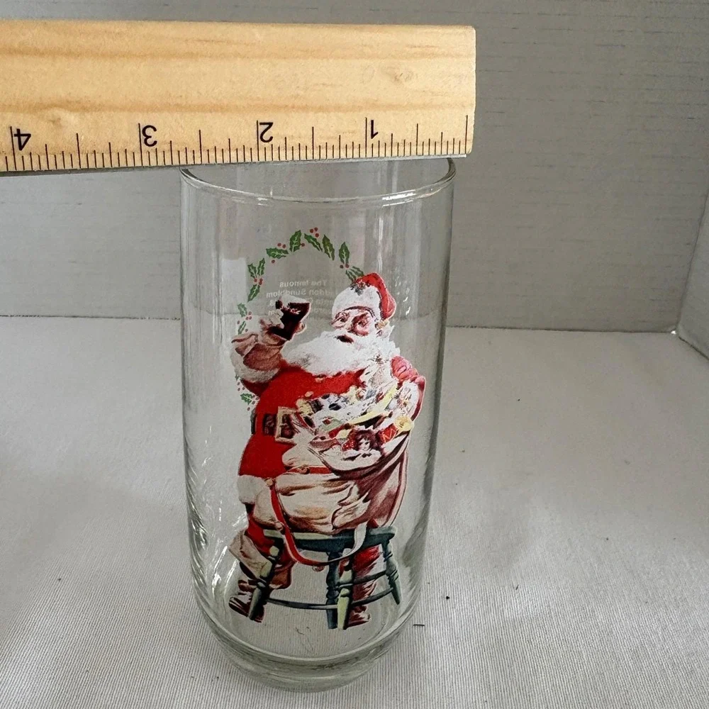 Vintage Coca-Cola Santa Claus Glass Haddon Sundblom 1946‎ Series 2 of 3  6in